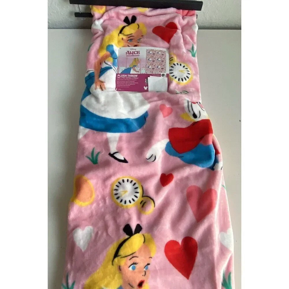 Disney Alice In Wonderland Throw Blanket Valentines Day 50 X 70”‎ White Rabbit